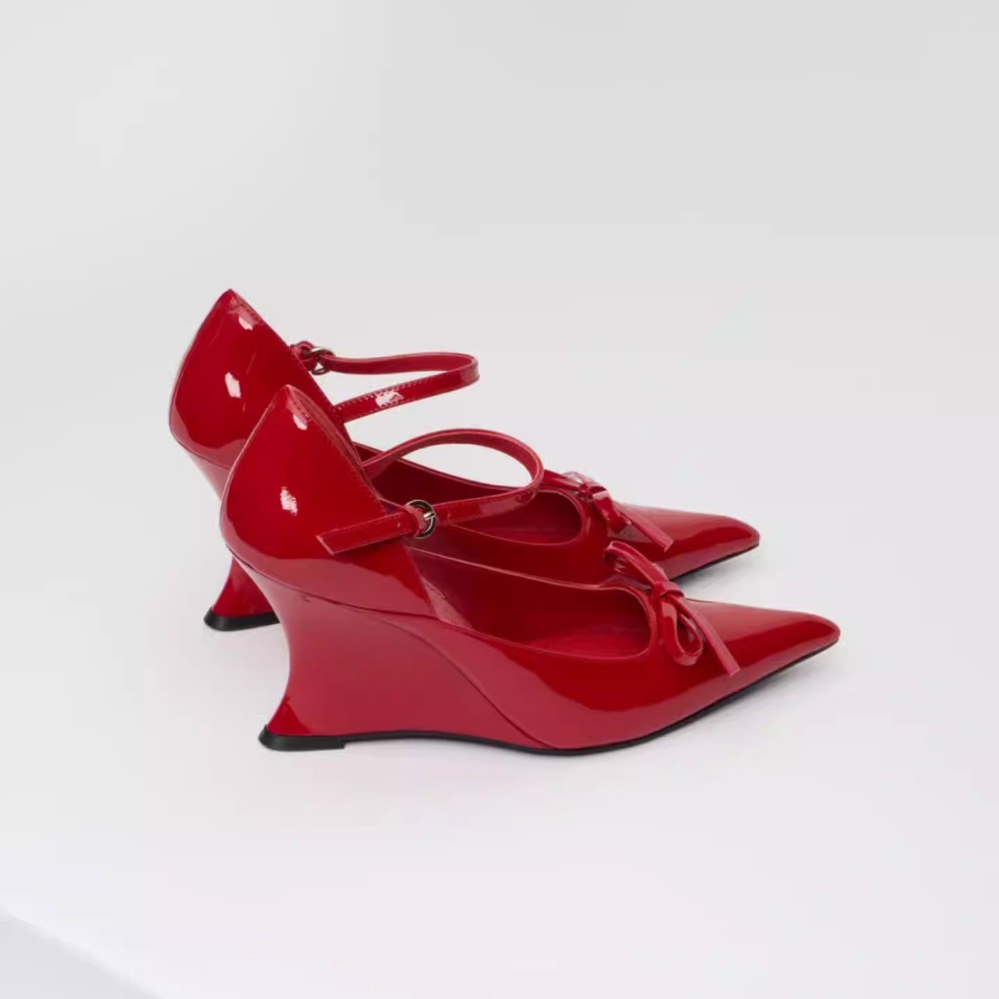 Women's Patent Leather Pointed – Leather Classic Strap Bewertung und Preis